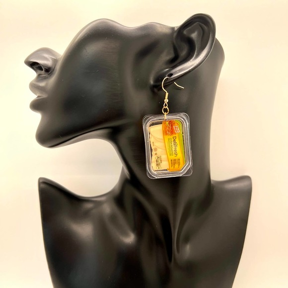 Sandwich Earrings - Oscar Meyer Deli Lunch Meat Mini Brands Earrings - Picture 5 of 6